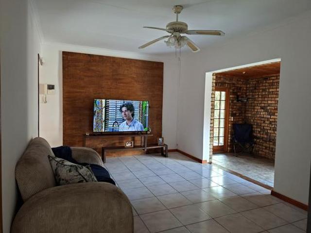 2 Bedroom House in Strelitzia Park