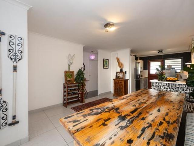 2 Bedroom House in Sunningdale