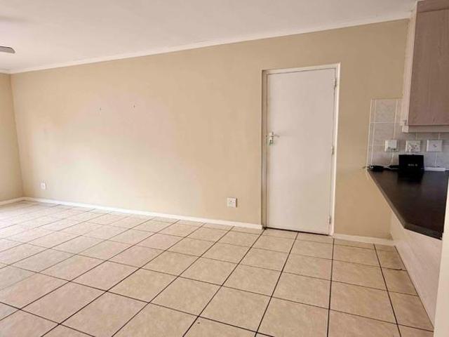 2 Bedroom House in Sunningdale