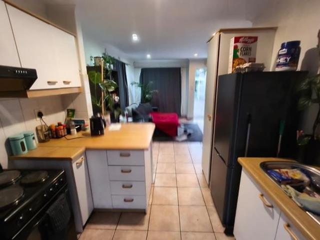 2 Bedroom House in Sunningdale