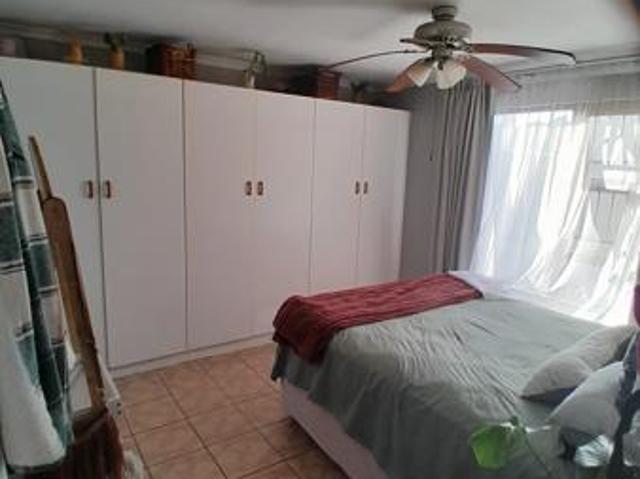 2 Bedroom House in Sunrise on Sea