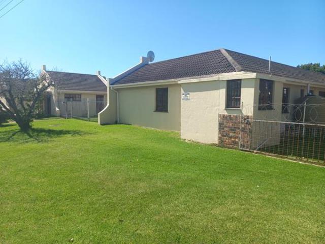 2 Bedroom House in Port Alfred Central