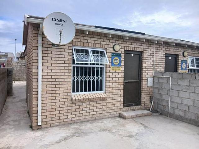 2 Bedroom House in Port Elizabeth Central