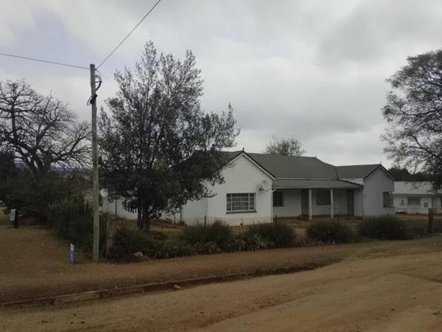 2 Bedroom House in Paulpietersburg