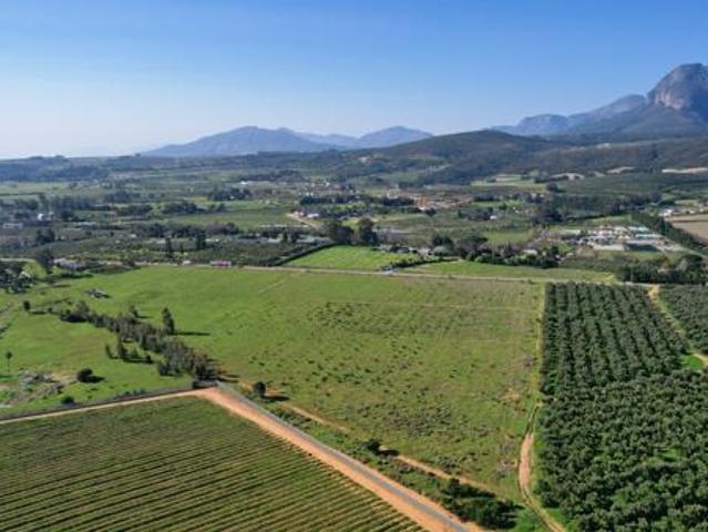 2 Bedroom House in Paarl Outlying