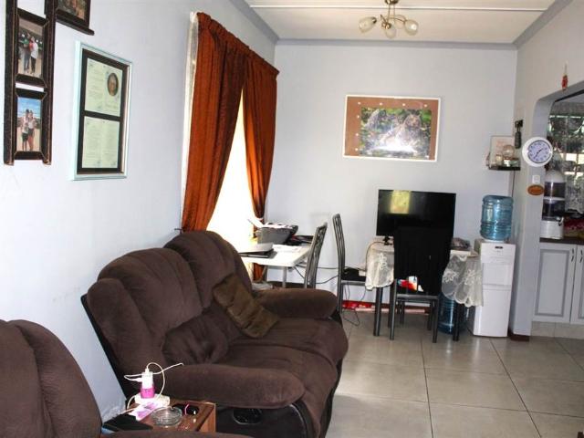 2 Bedroom House in Palm Beach