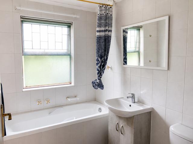 2 Bedroom House in Panorama