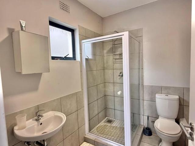2 Bedroom House in Parklands North