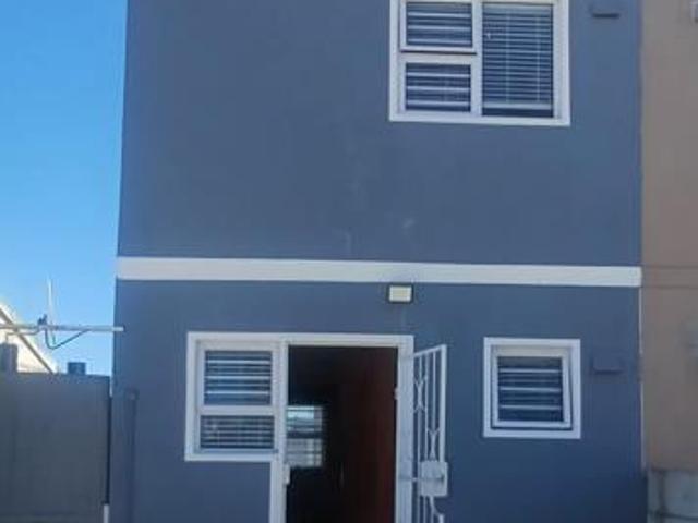 2 Bedroom House in Pelikan Park