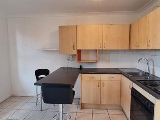 2 Bedroom House in Pelikan Park