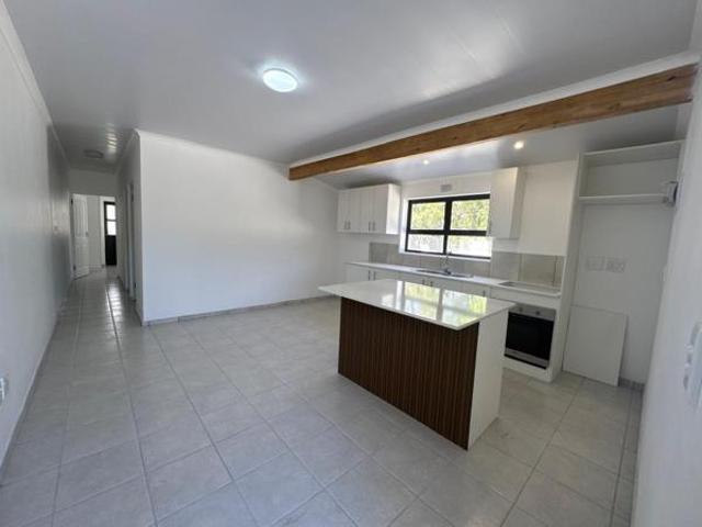 2 Bedroom House in Plumstead