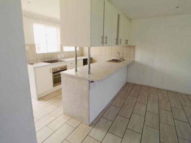 2 Bedroom House in President Park