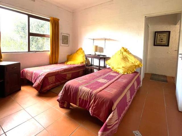 2 Bedroom House in Pringle Bay