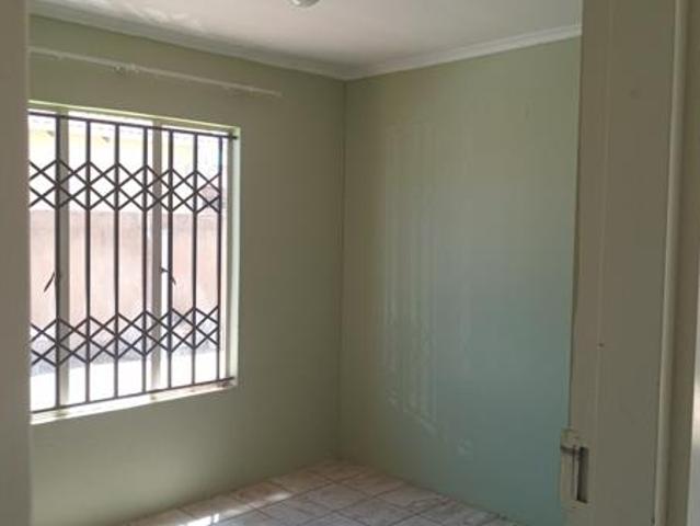 2 Bedroom House in Protea Glen