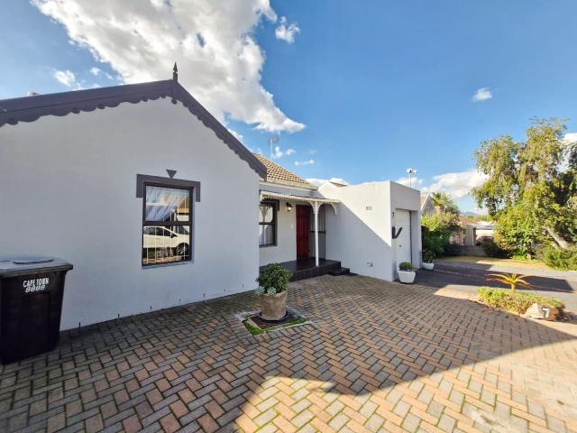 2 Bedroom House in Protea Village