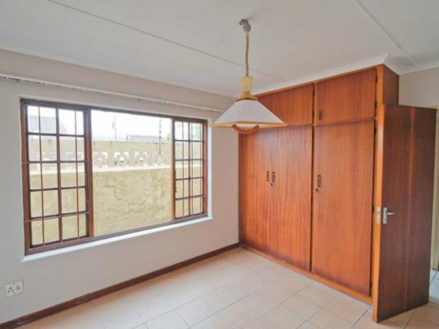 2 Bedroom House in Quigney