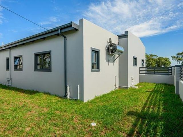 2 Bedroom House in Rowallan Park