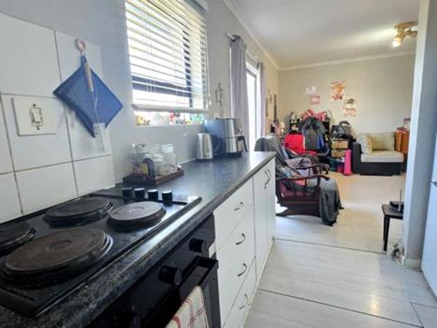 2 Bedroom House in Rome