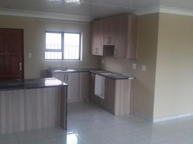 2 Bedroom House in Roodewal