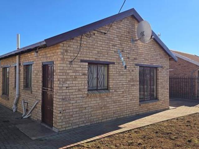 2 Bedroom House in Roodewal