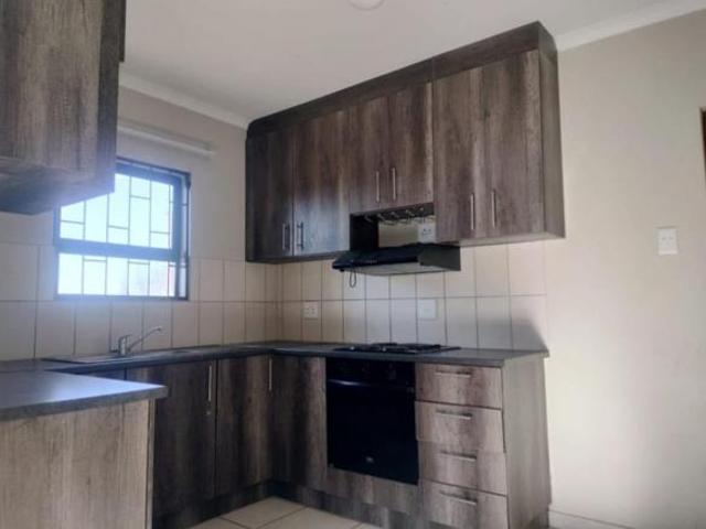 2 Bedroom House in Roodewal