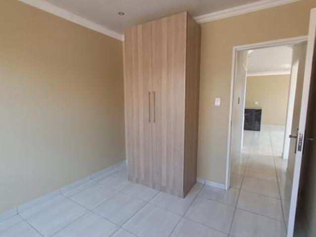 2 Bedroom House in Roodewal