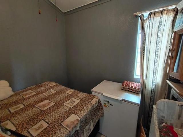 2 Bedroom House in Rooiberg