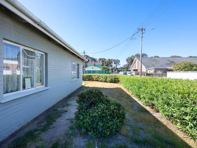 2 Bedroom House in Ravensmead