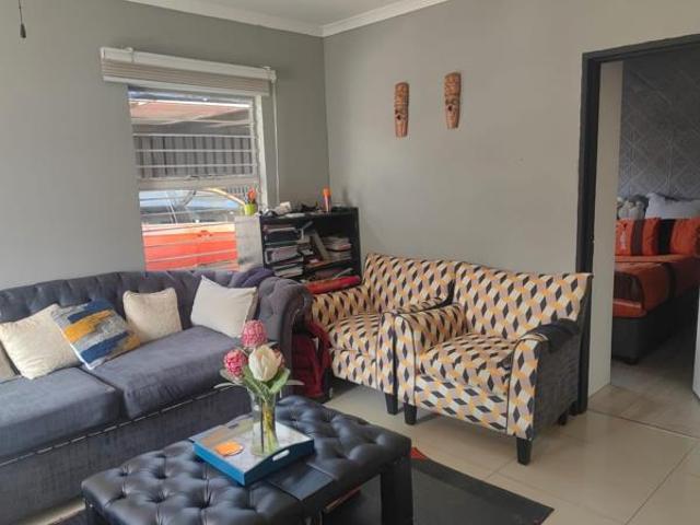 2 Bedroom House in Raceway