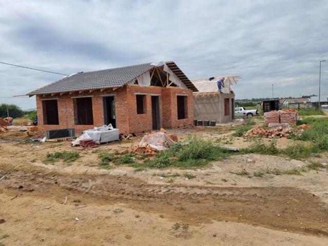 2 Bedroom House in Raceway