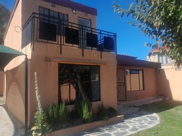 2 Bedroom House in Randpark Ridge