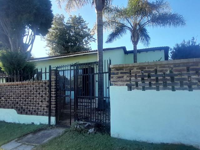 2 Bedroom House in Randpark Ridge