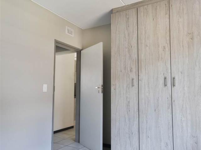 2 Bedroom House in Raslouw AH