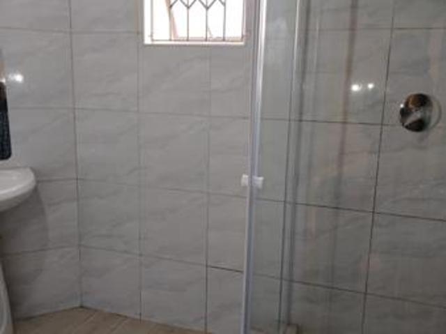 2 Bedroom House in Redcliffe