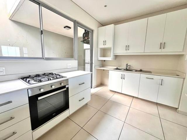 2 Bedroom House in Renishaw Hills