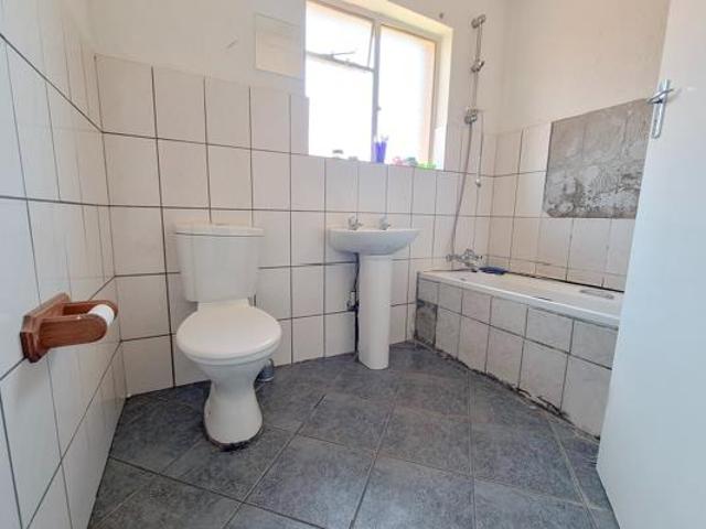 2 Bedroom House in Rensburg