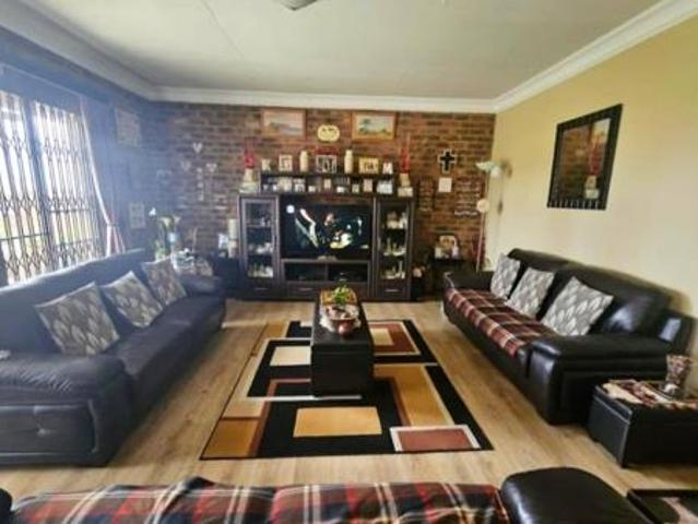 2 Bedroom House in Riversdale