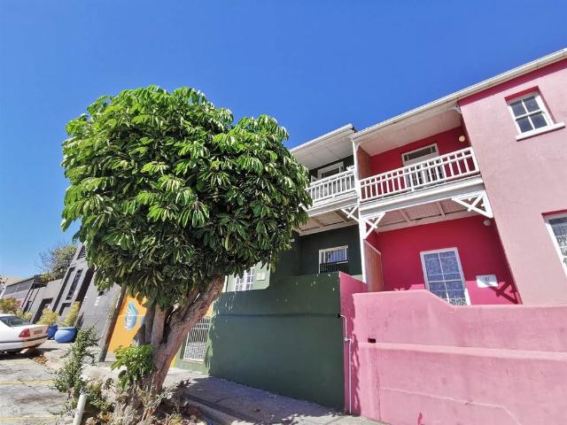 2 Bedroom House in Richmond Hill