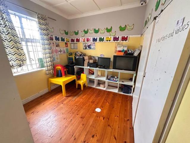 2 Bedroom House in Richmond Hill