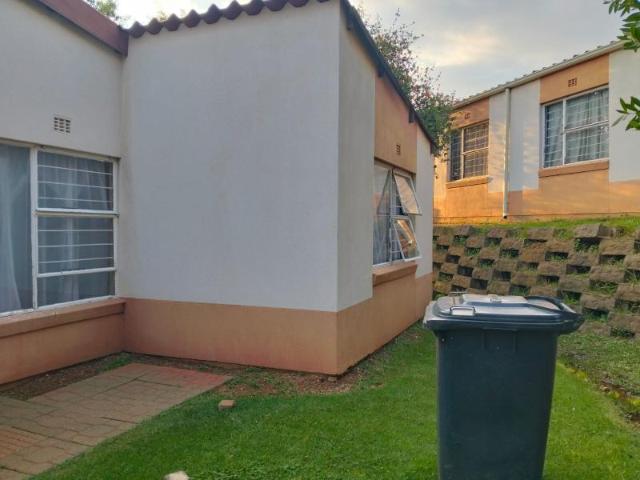 3 Bedroom House in Ridgeway