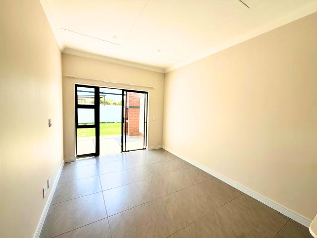2 Bedroom House in Rietvalleirand