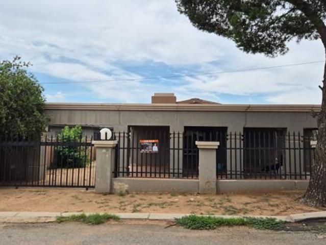 2 Bedroom House in Wolmaranstad
