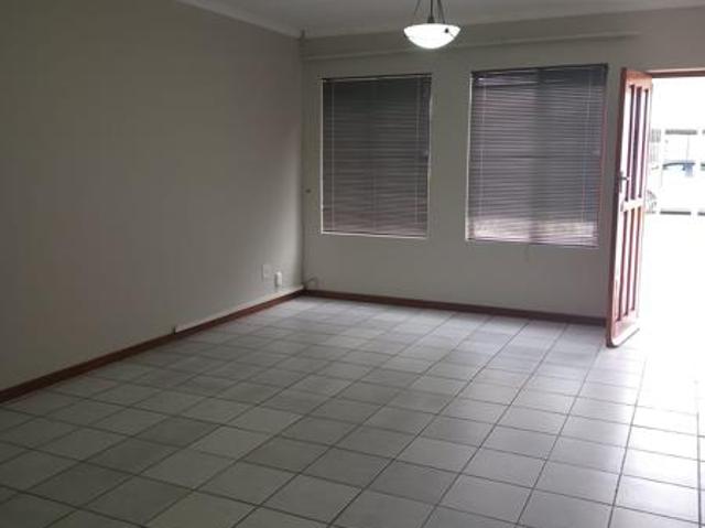 2 Bedroom House in Worcester Central