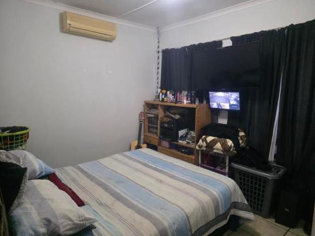 2 Bedroom House in Worcester West