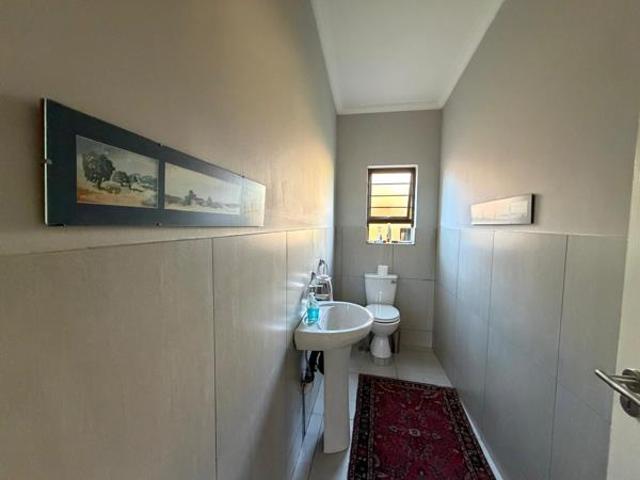 2 Bedroom House in Waterval East
