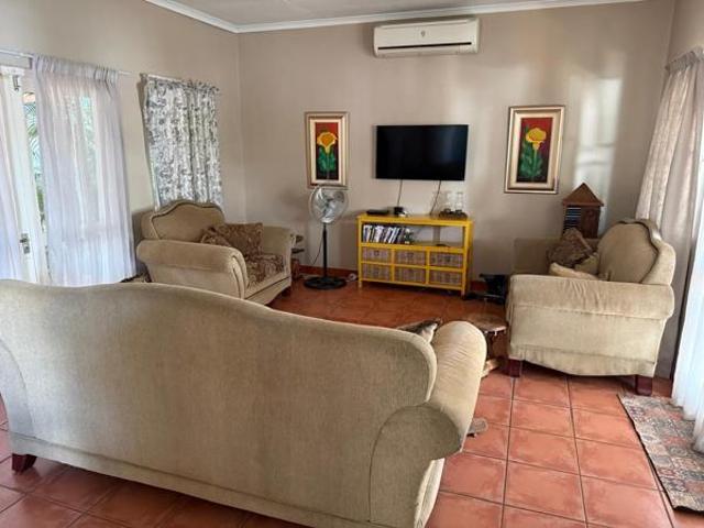2 Bedroom House in Waterval East