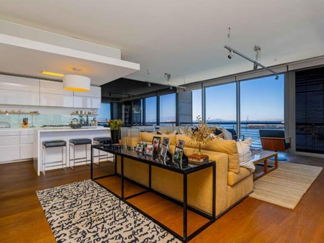 2 Bedroom House in Waterfront