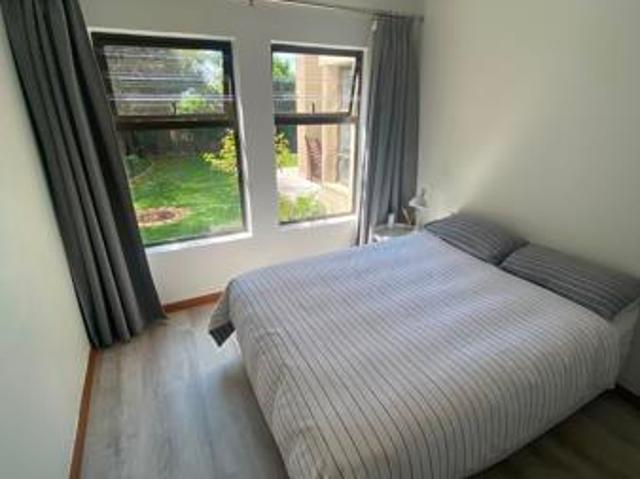 2 Bedroom House in Waterkloof