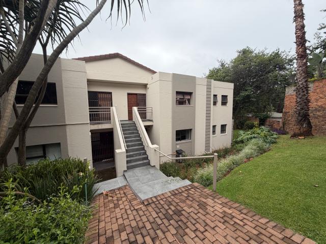 2 Bedroom House in Waterkloof