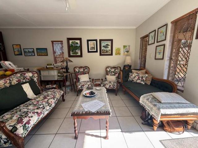 2 Bedroom House in Waverley